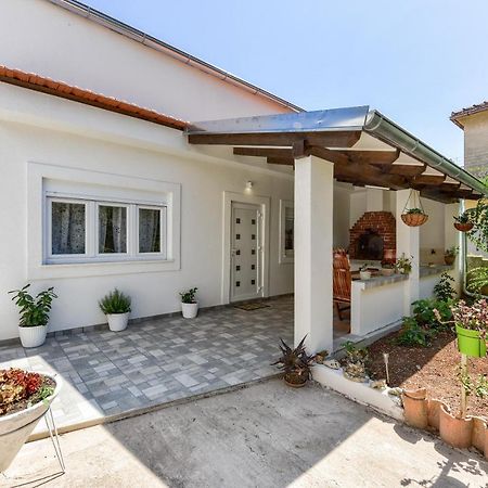 Apartment Yula Zára Kültér fotó